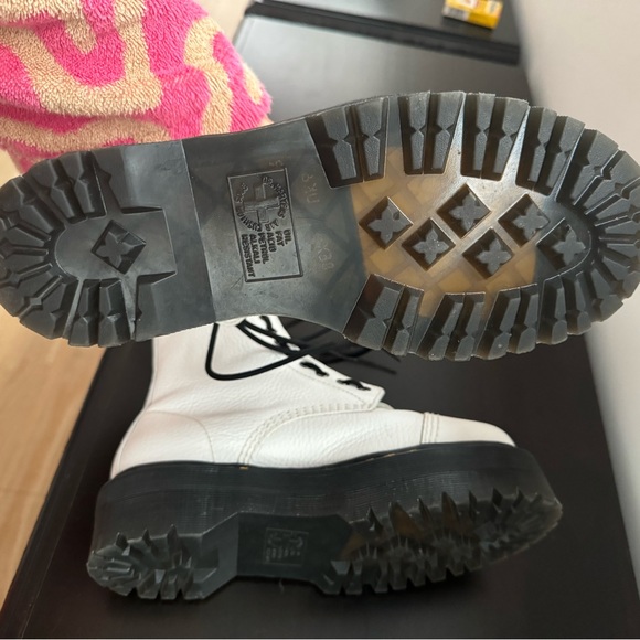 Dr. Martens Women's Sinclair Leather Zip Front Boots - White - Picture 9 of 9